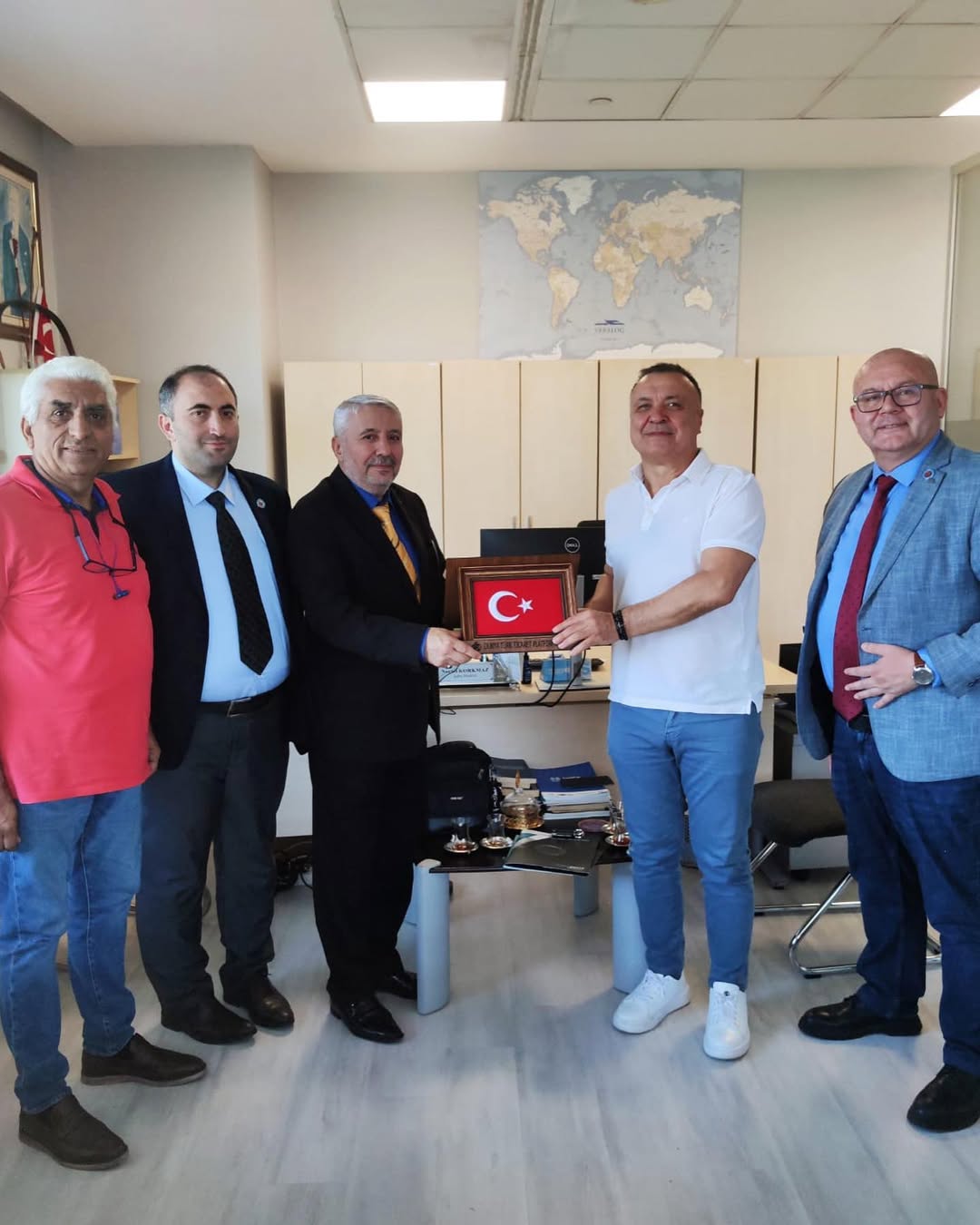 DUTTİP olarak Genel Başkanımız Ahmet Ortatepe Başkanlığında yönetim kurulu üyelerimiz Ayhan Otçu ve Erkan Önder ,YİK üyemiz Necdet Ertuğruldan oluşan heyetimiz Ticaret Bakanlığı…