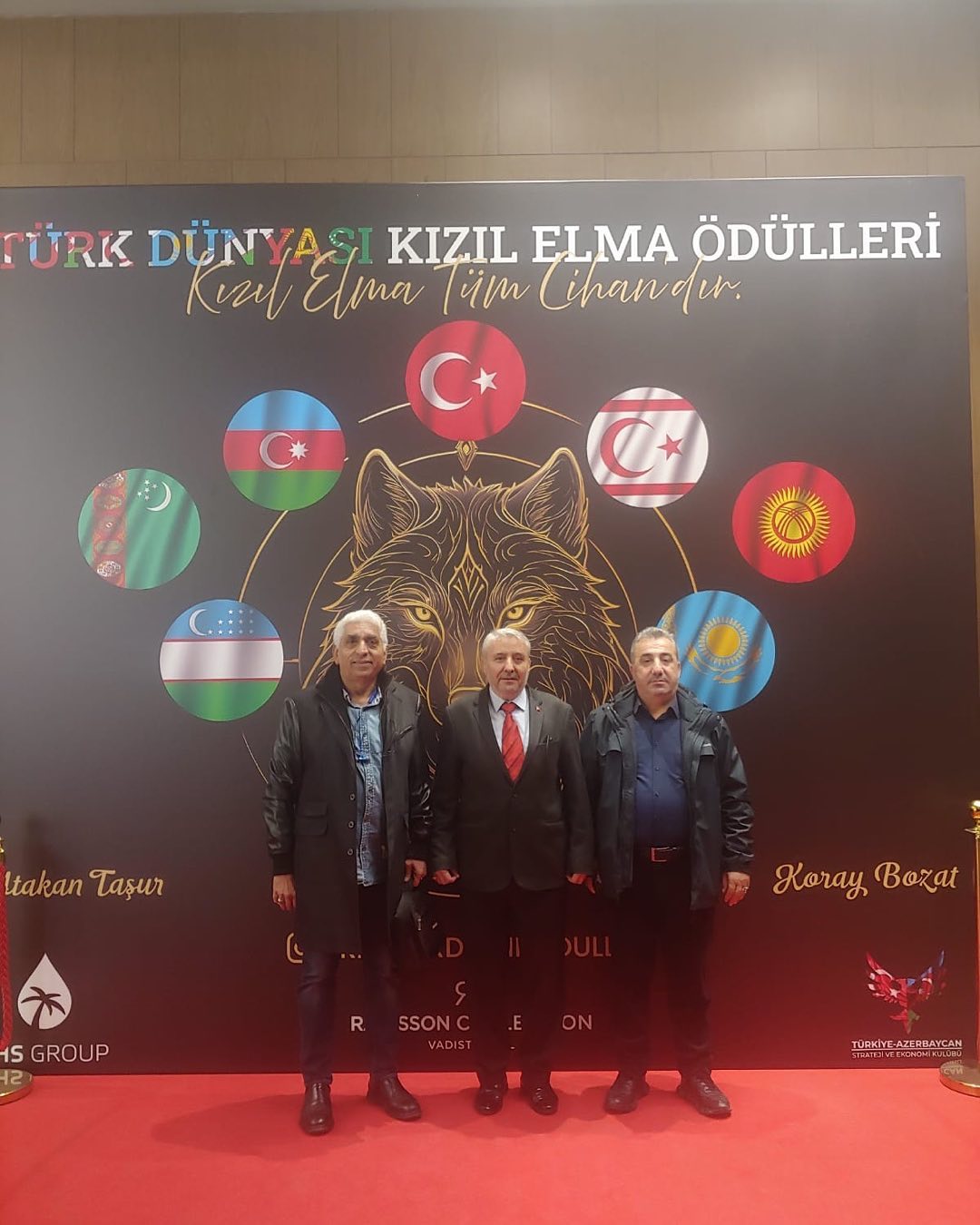 Genel Başkanımız Ahmet Ortatepe ,Yik Üyemiz Necdet Ertuğrul , İsa Yusuf Alptekin Vakfı Başkanı Cahit Dak ve TASEK Yön.Kur.üyesi Engin Özkan,By Organizasyon tarafından Bu yıl 7. si düzenlenen
