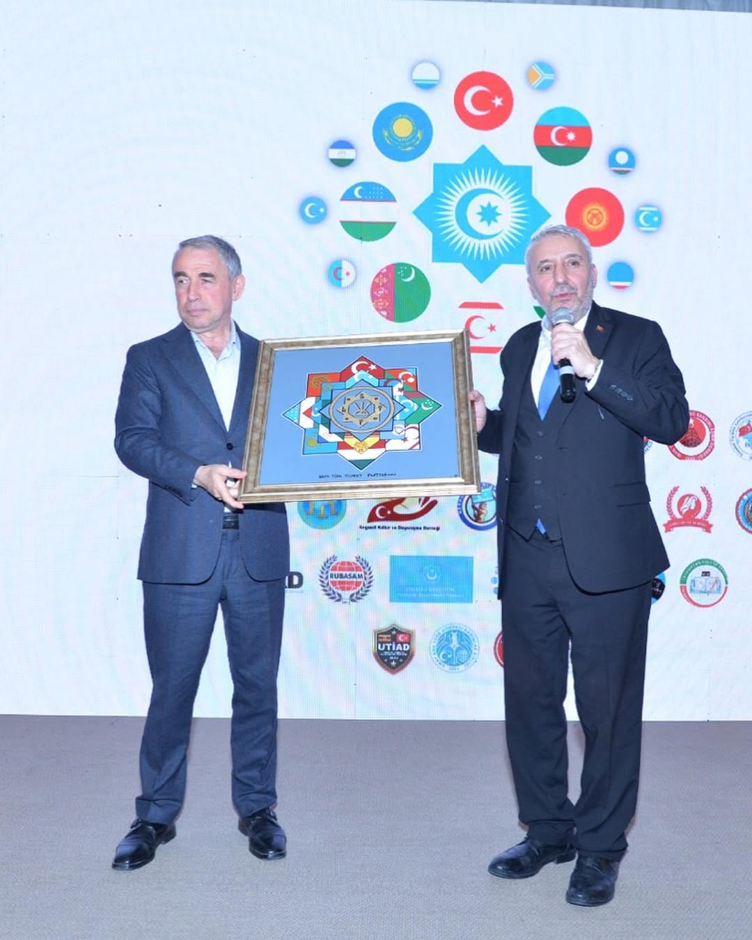 Kızıl Elma Yolunda Birlik ve beraberlik iftar soframızı teşrifleriyle onurlandıran