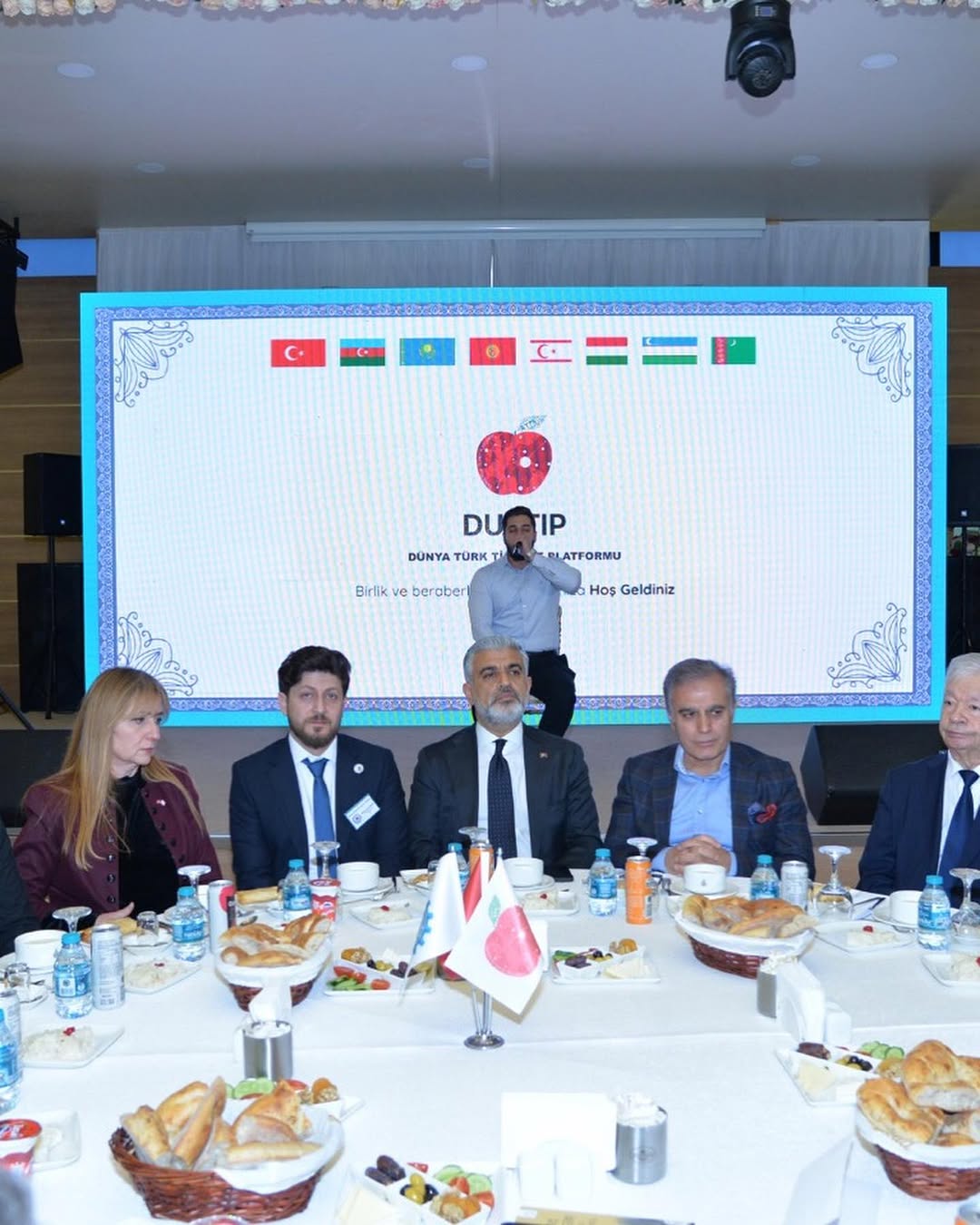 Kızıl Elma Yolunda Birlik ve beraberlik iftar soframızı teşrifleriyle onurlandıran