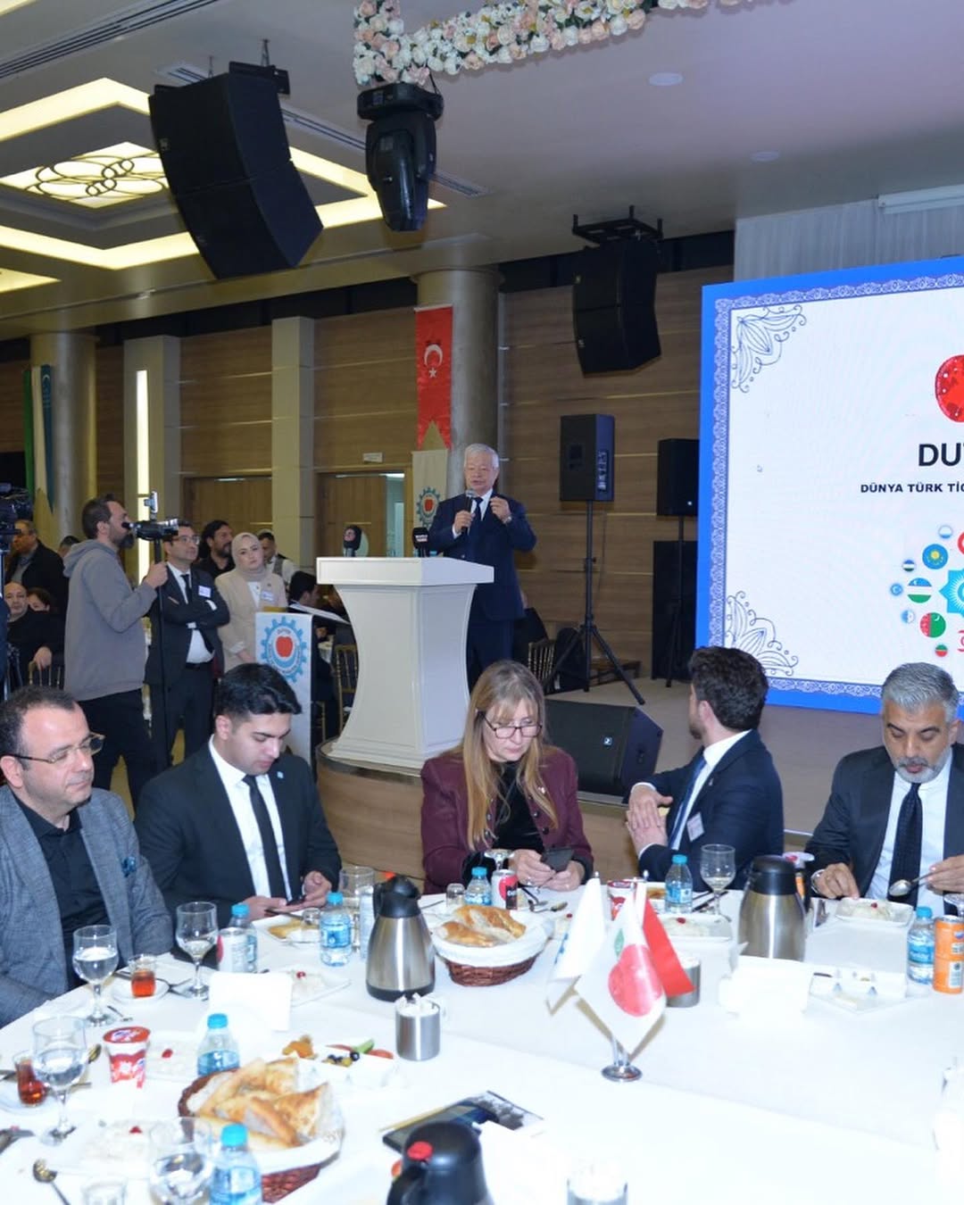 Kızılelma yolunda Birlik ve beraberlik iftar programımıza katılan